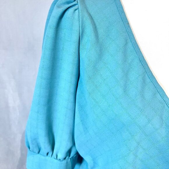 Aqua sky blue faux wrap peplum top size medium - Picture 4 of 5